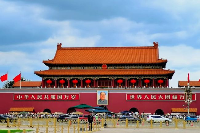 青島富耐特礦業(yè)科技有限公司喜迎國(guó)慶